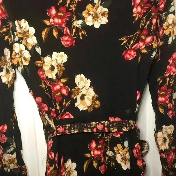Venus floral printed peasant dress bohemian black red boho tiered autumn size 8 - Picture 5 of 16